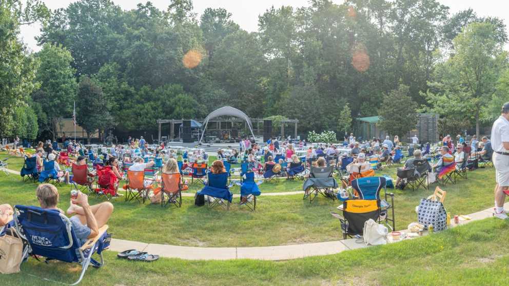Heritage Amphitheatre Lawn 
